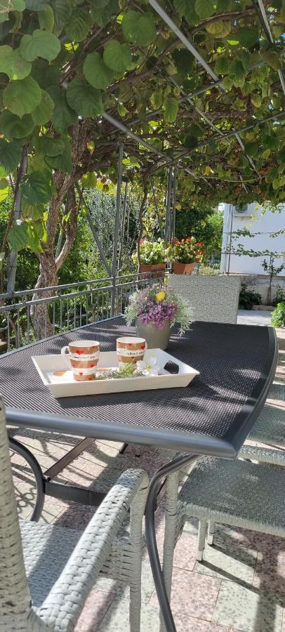 Apartments Cambellezza Kastela Exterior photo