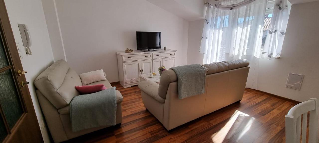 Apartments Cambellezza Kastela Exterior photo