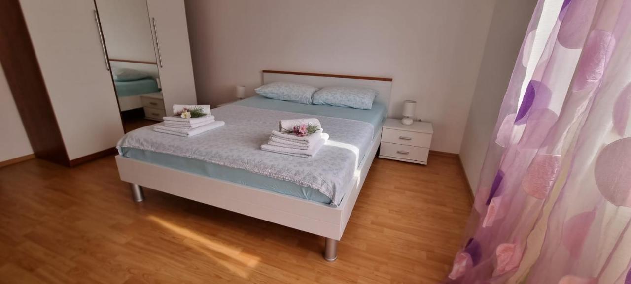 Apartments Cambellezza Kastela Exterior photo